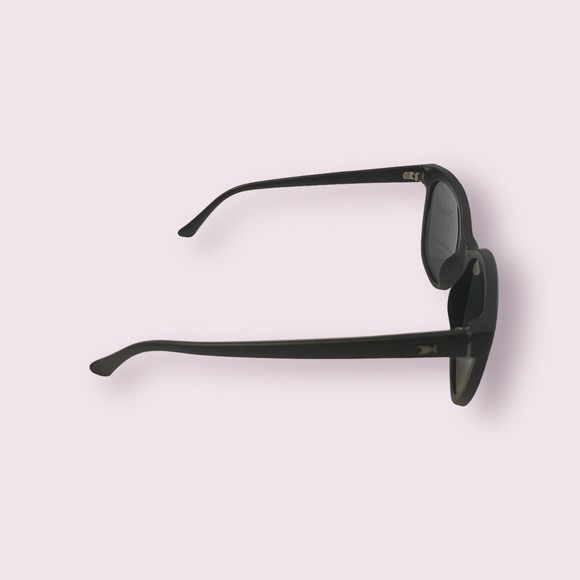 Knockaround Dejaviews Black on‎ Black Polarized Sunglasses - Picture 3 of 6